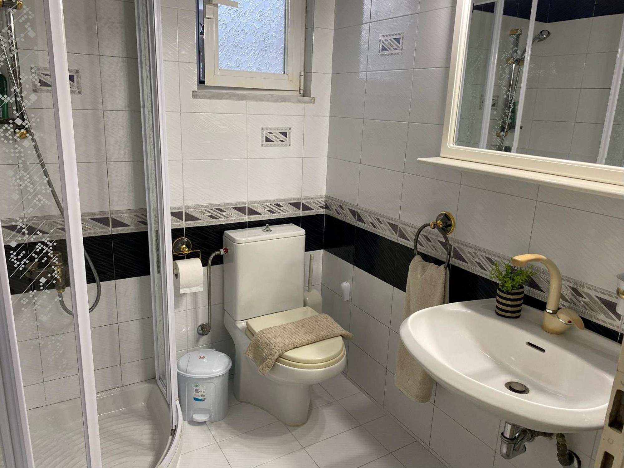 Guest-Home 2 Ioannina Ngoại thất bức ảnh
